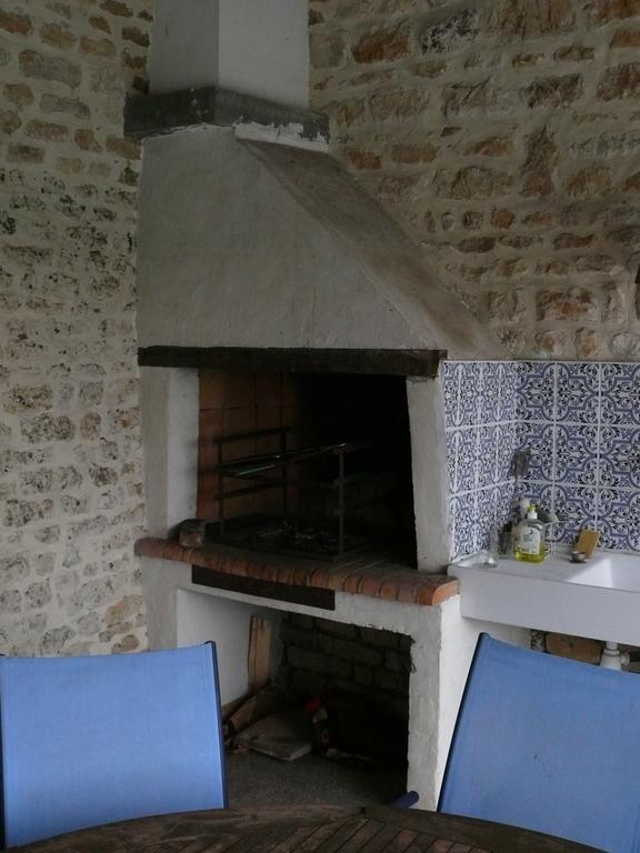 Le Clos De La Vigne Montreuil  Exteriör bild