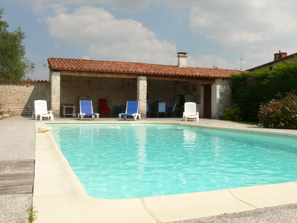Le Clos De La Vigne Montreuil  Exteriör bild