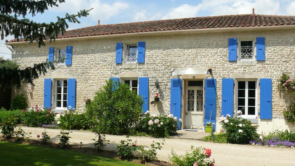 Le Clos De La Vigne Montreuil  Exteriör bild