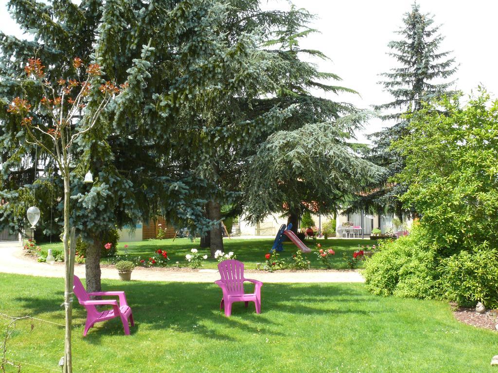 Le Clos De La Vigne Montreuil  Exteriör bild