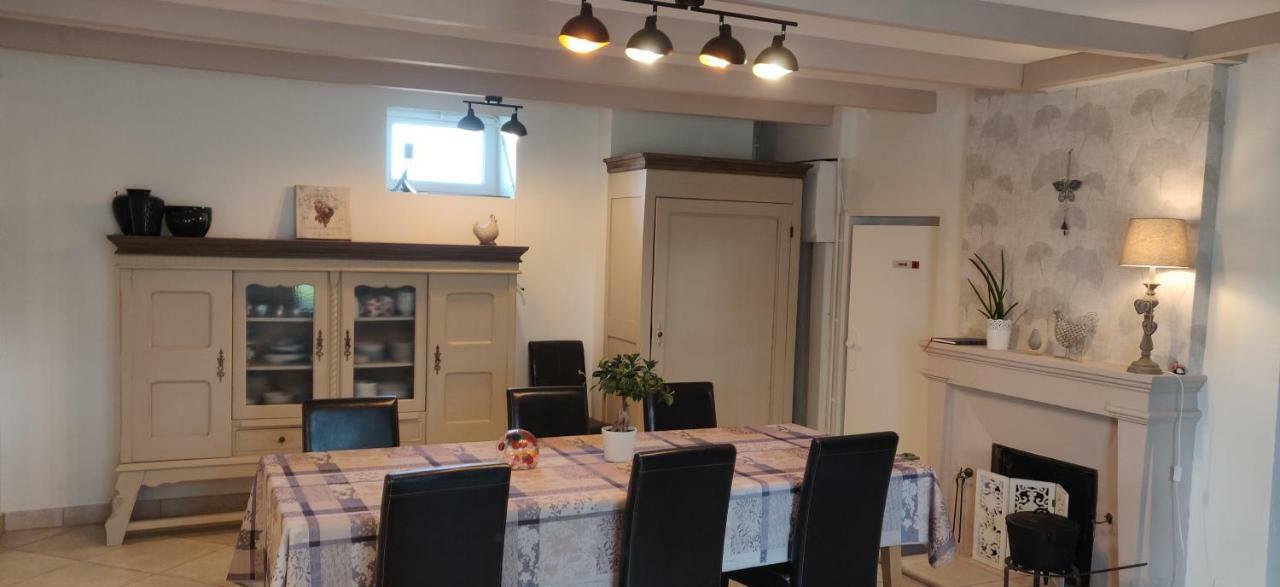 Le Clos De La Vigne Montreuil  Exteriör bild